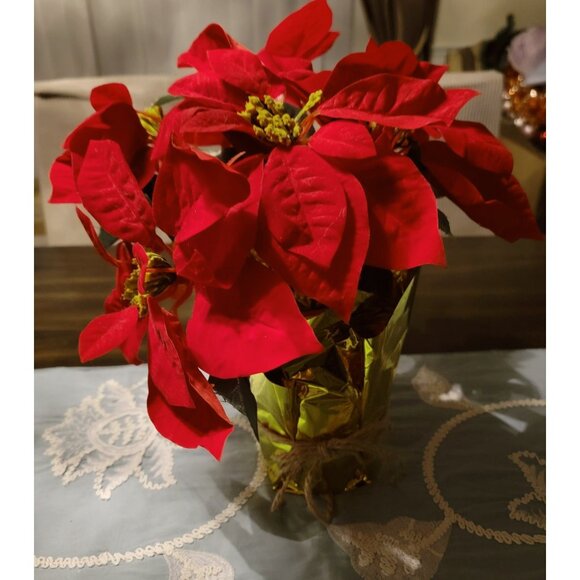 Ashland Christmas Poinsettia In Pot Red Velvet Décor 10" Gold Wrap Indoor Use On - Picture 1 of 4